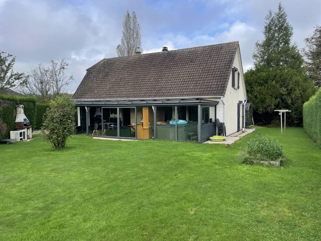 Achat maison à vendre 4 chambres 125 m² - Lyons-la-Forêt