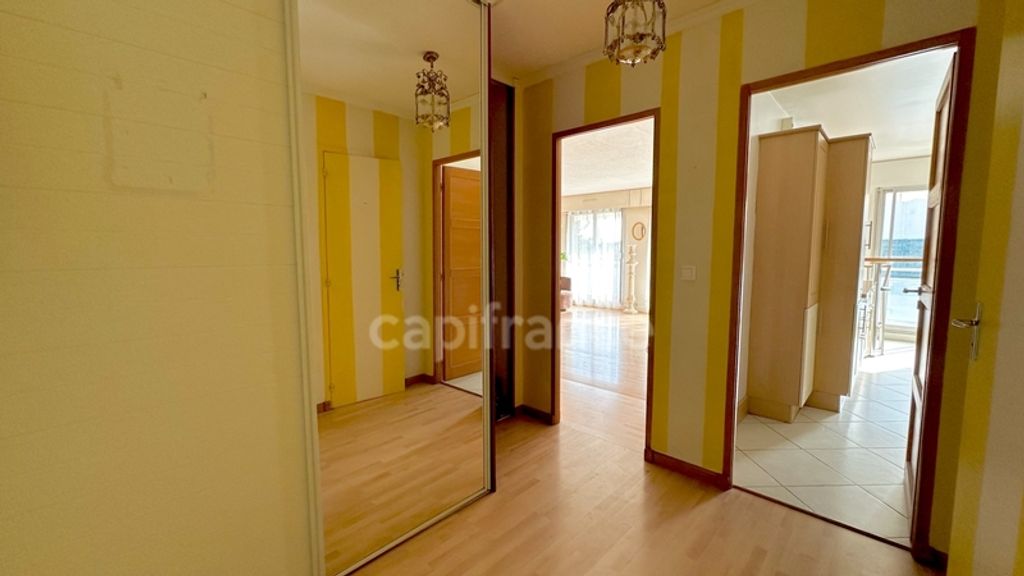 Achat appartement à vendre 4 pièces 86 m² - Le Chesnay