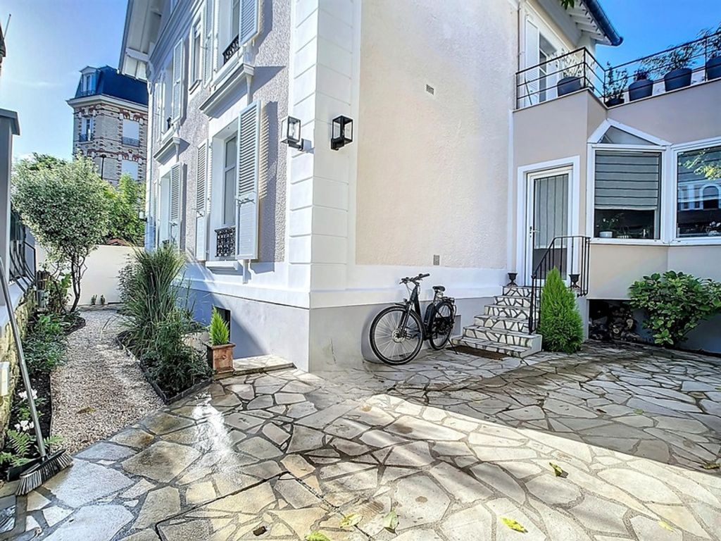 Achat maison à vendre 5 chambres 190 m² - Asnières-sur-Seine