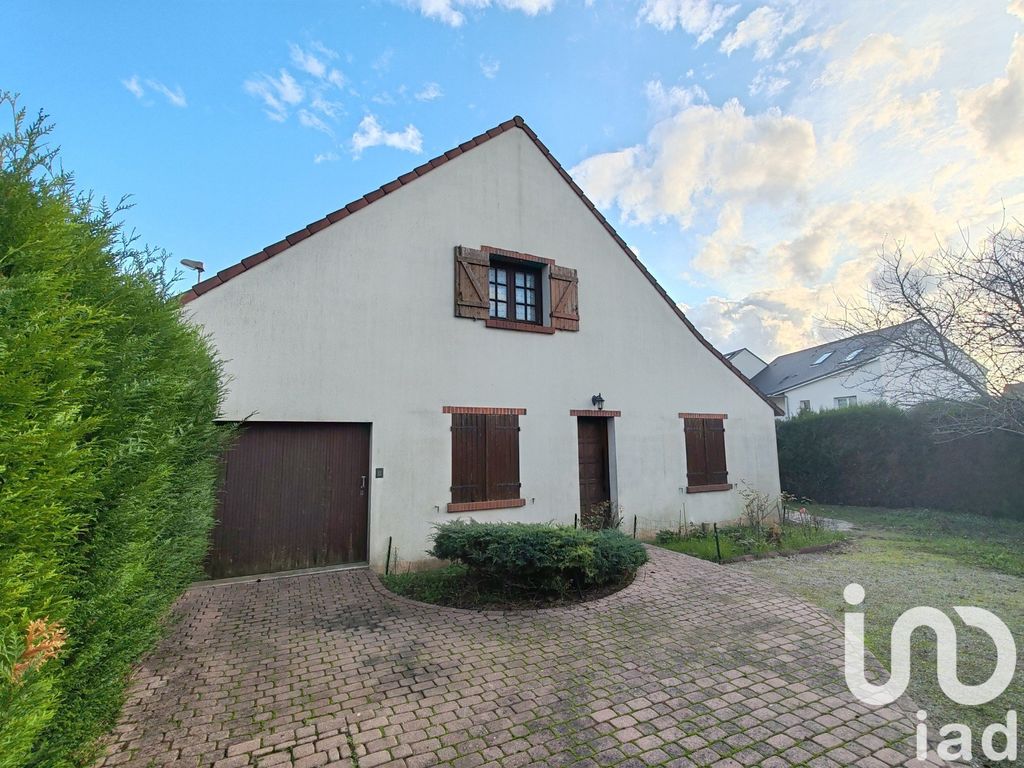 Achat maison à vendre 3 chambres 98 m² - La Chapelle-Saint-Mesmin