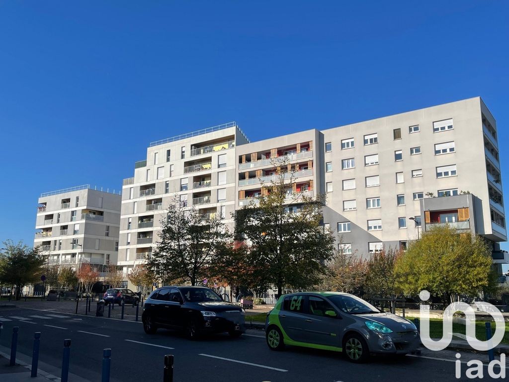 Achat appartement à vendre 3 pièces 69 m² - Aubervilliers