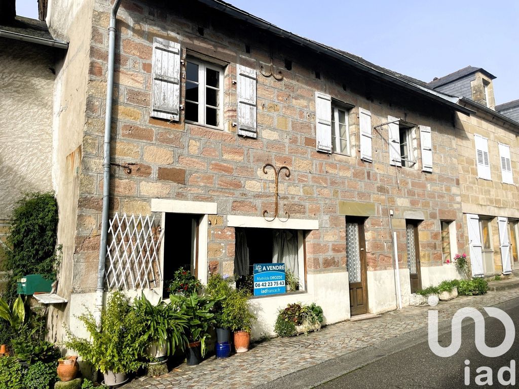 Achat maison à vendre 4 chambres 140 m² - Ussac