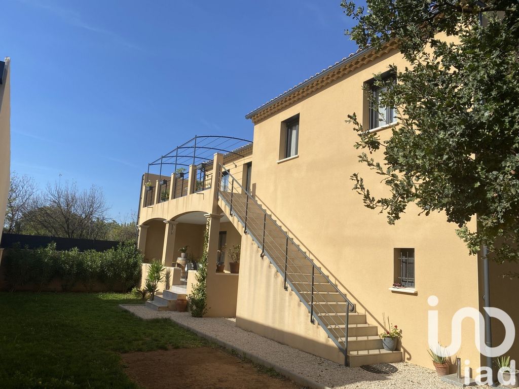 Achat maison à vendre 4 chambres 180 m² - Carpentras