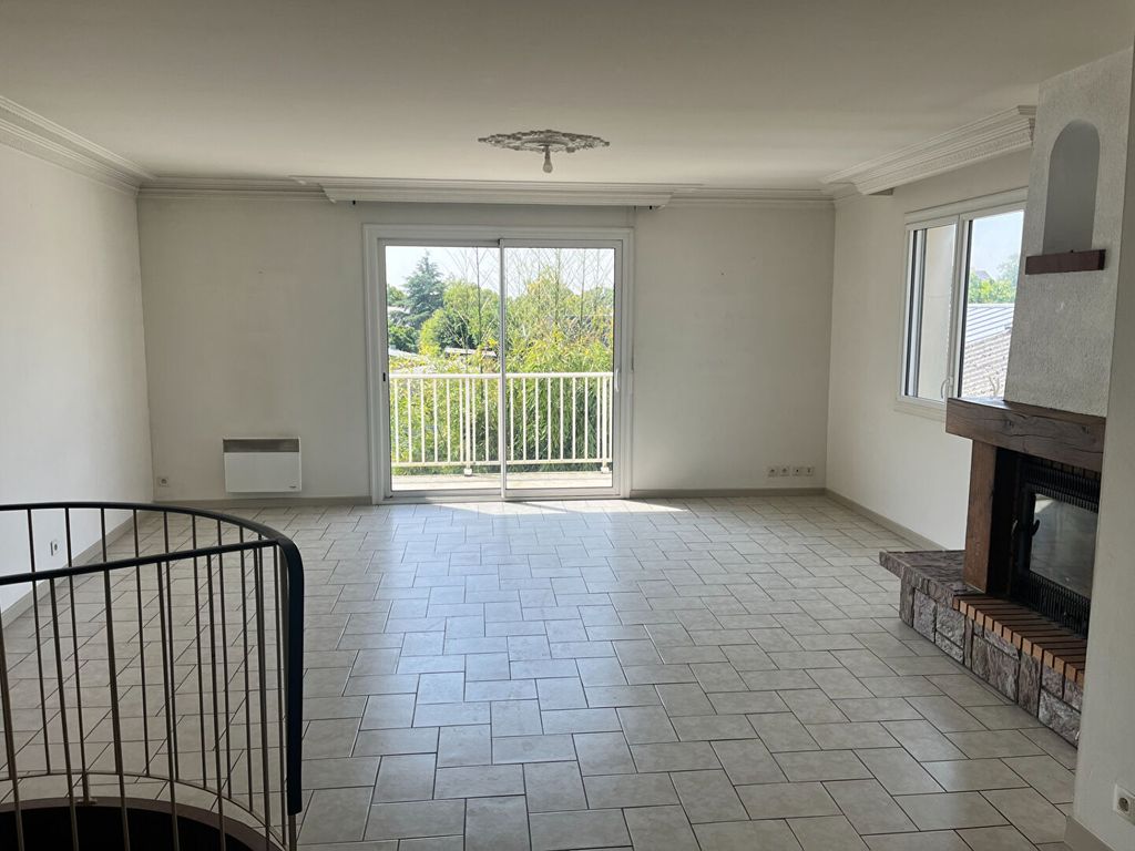 Achat maison à vendre 4 chambres 181 m² - Petit-Mars