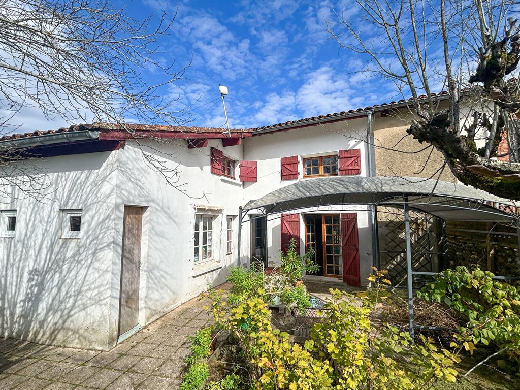 Achat maison à vendre 4 chambres 136 m² - Mont-de-Marsan