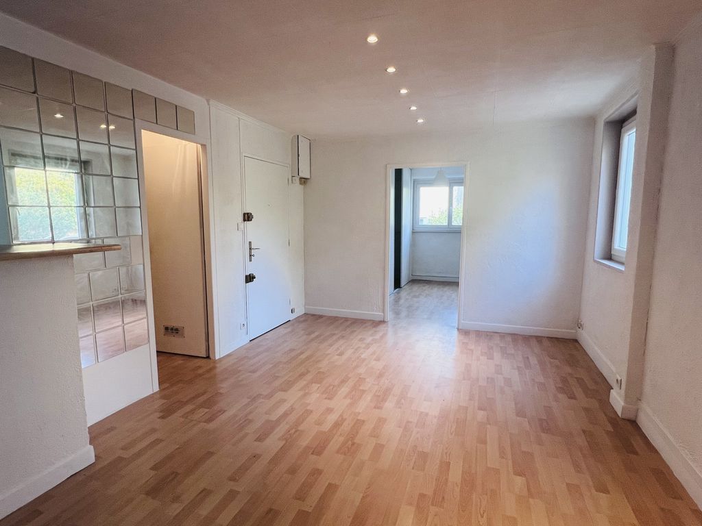 Achat appartement à vendre 2 pièces 42 m² - La Ciotat