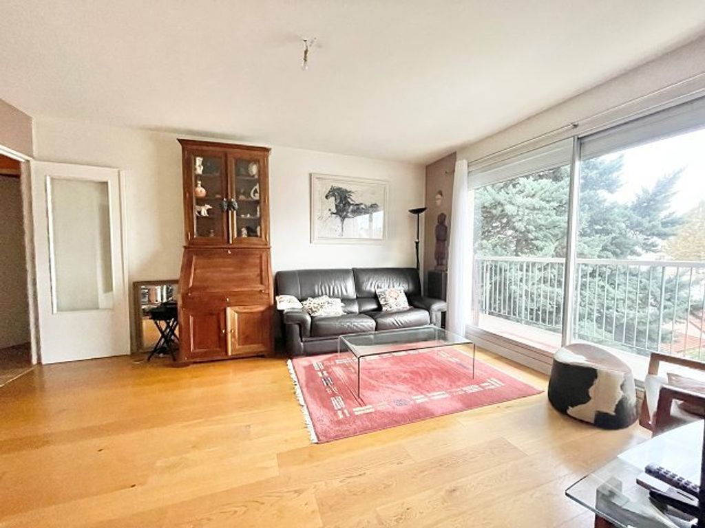 Achat appartement à vendre 4 pièces 70 m² - Maisons-Alfort