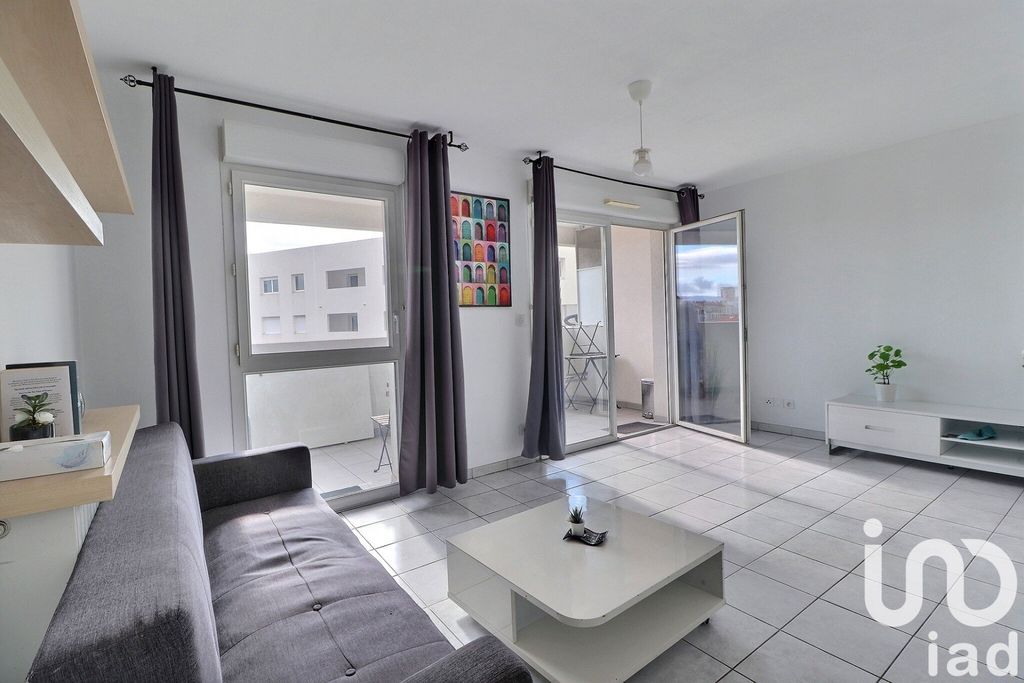 Achat appartement à vendre 4 pièces 70 m² - Marseille 3ème arrondissement