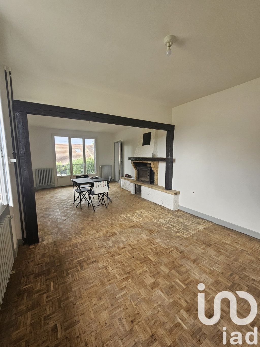 Achat maison à vendre 4 chambres 180 m² - Bessay-sur-Allier