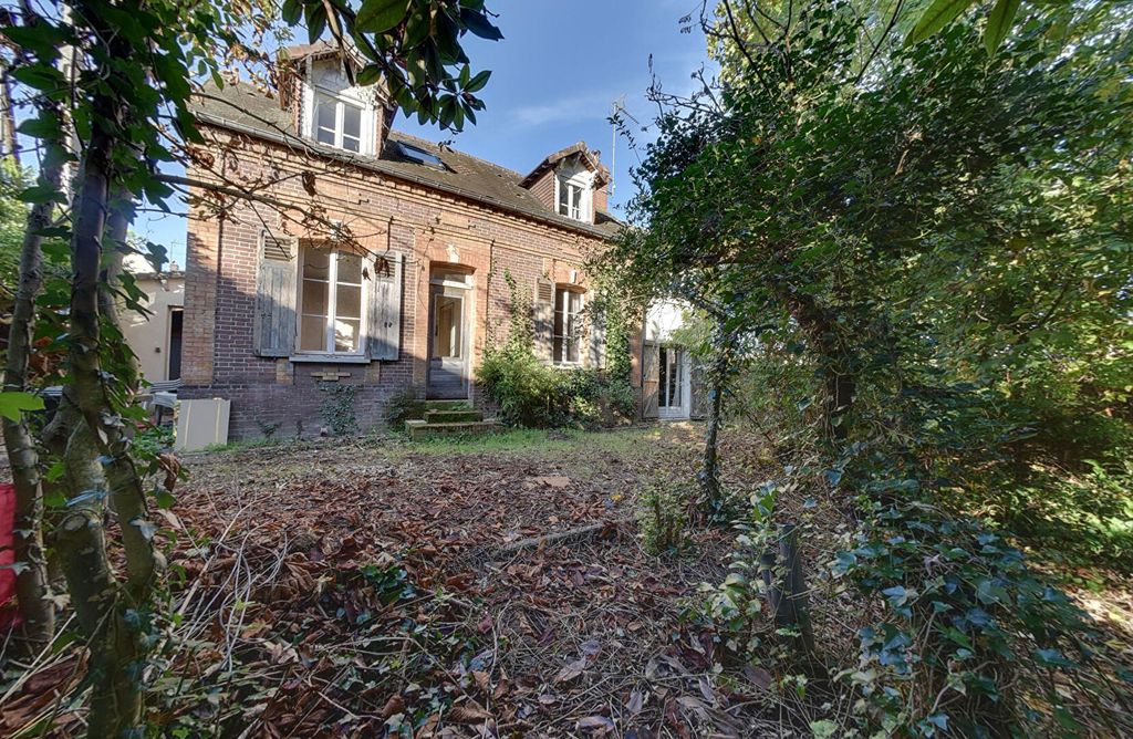 Achat maison à vendre 4 chambres 93 m² - Évreux