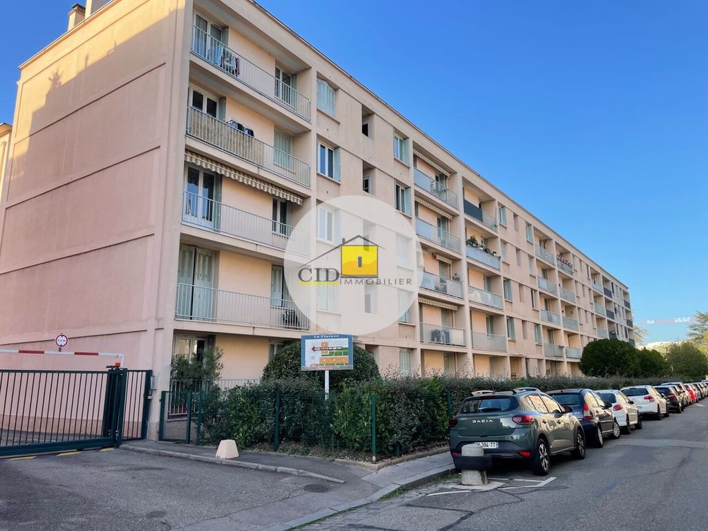 Achat appartement à vendre 2 pièces 40 m² - Lyon 8ème arrondissement