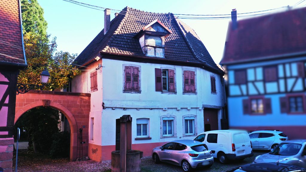 Achat maison à vendre 6 chambres 212 m² - Bitschhoffen