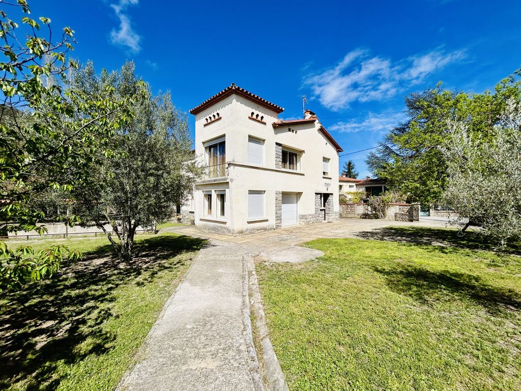 Achat maison à vendre 4 chambres 170 m² - Arles-sur-Tech