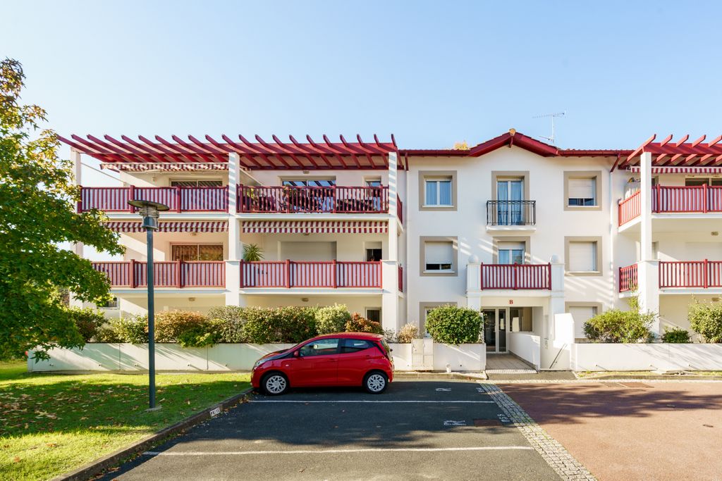 Achat appartement à vendre 2 pièces 51 m² - Anglet