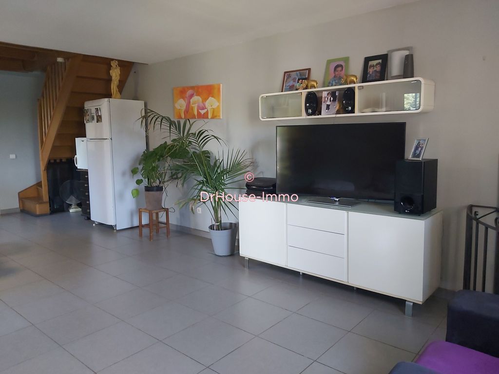 Achat maison à vendre 6 chambres 200 m² - Aubagne