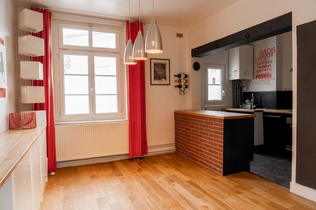 Achat maison à vendre 2 chambres 96 m² - Mâcon