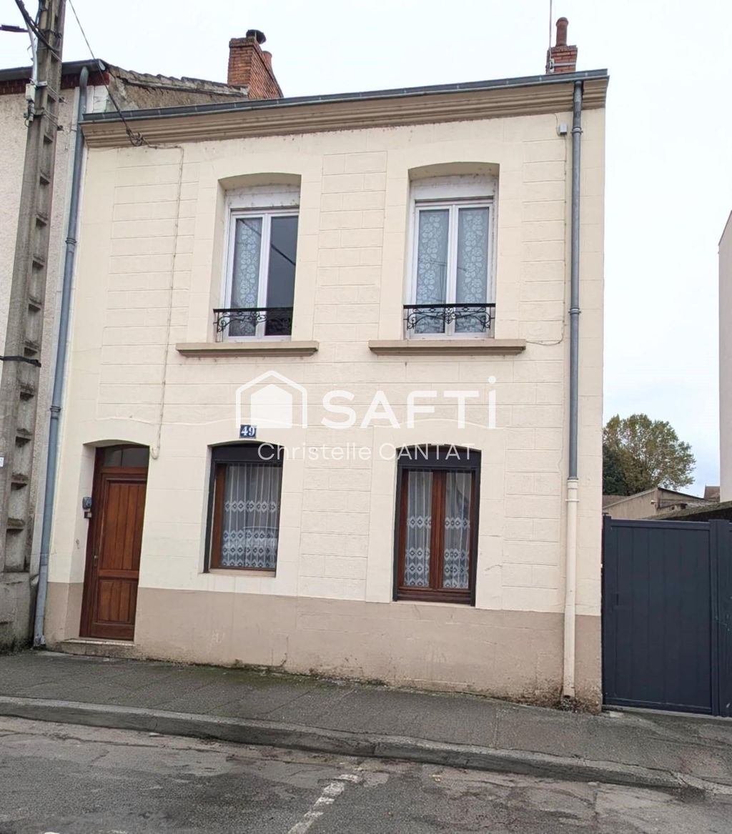 Achat maison à vendre 2 chambres 74 m² - Montluçon