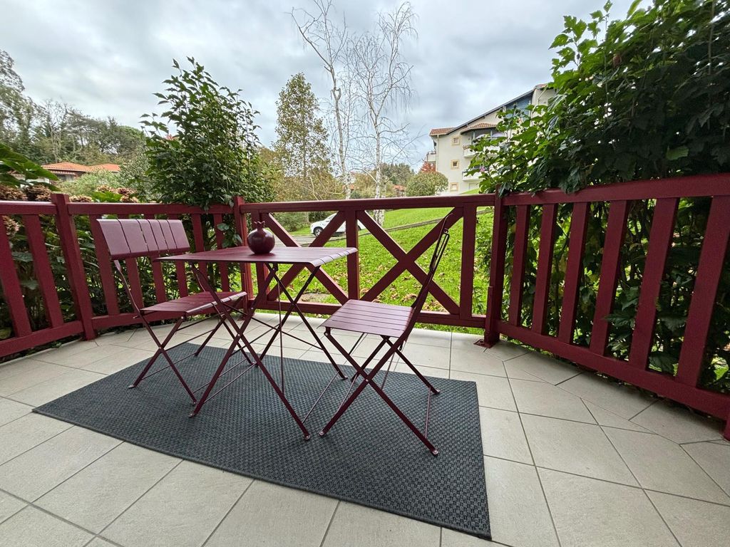 Achat appartement à vendre 2 pièces 38 m² - Saint-Jean-de-Luz