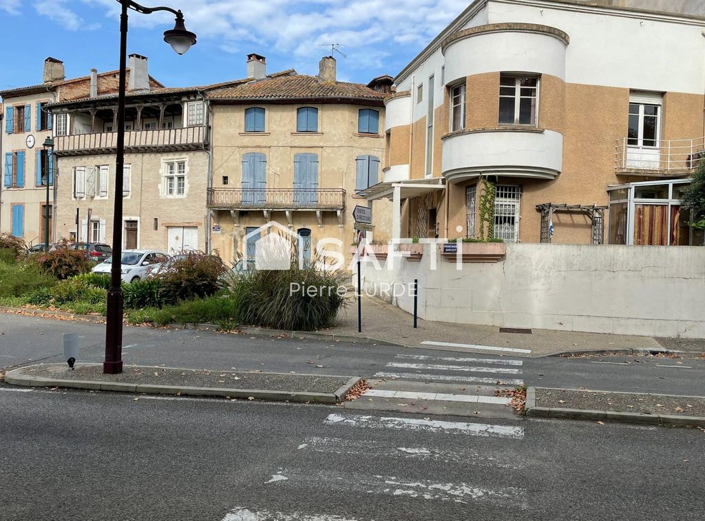 Achat maison à vendre 4 chambres 105 m² - Moissac