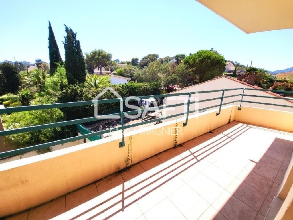 Achat appartement à vendre 2 pièces 47 m² - Cavalaire-sur-Mer