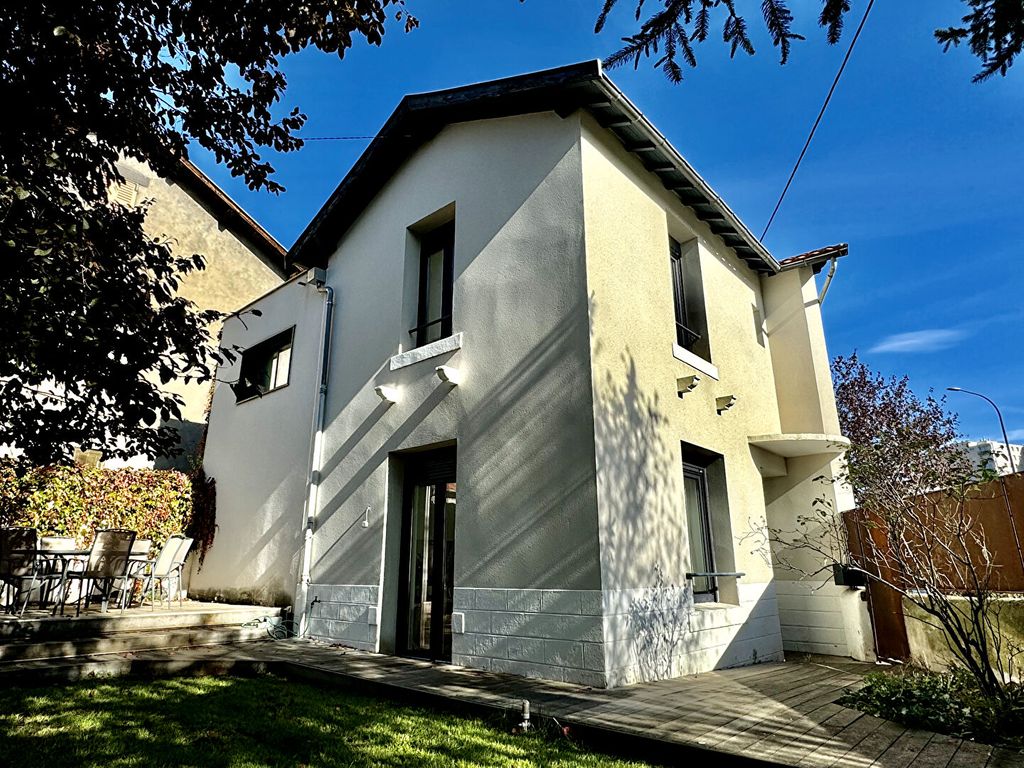 Achat maison à vendre 4 chambres 115 m² - Chamalières