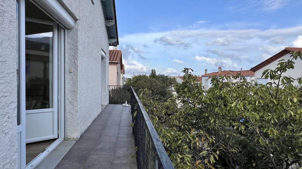 Achat appartement à vendre 3 pièces 75 m² - Céret