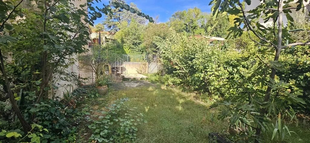 Achat maison à vendre 4 chambres 135 m² - Aix-en-Provence