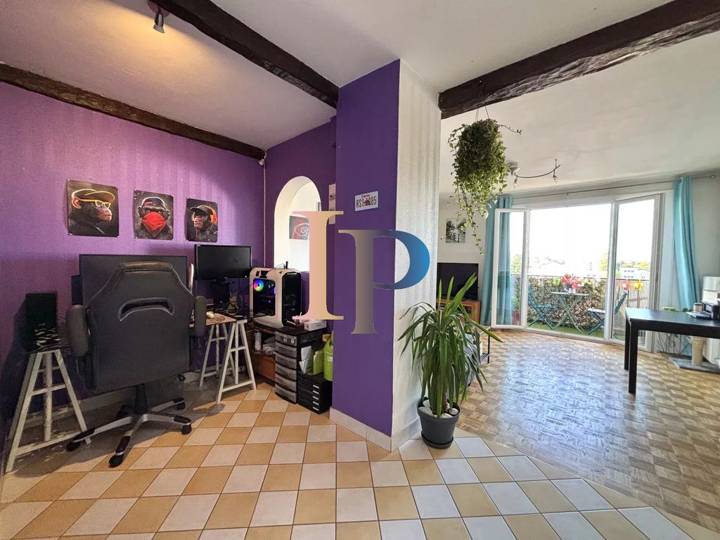 Achat appartement à vendre 3 pièces 62 m² - Roanne