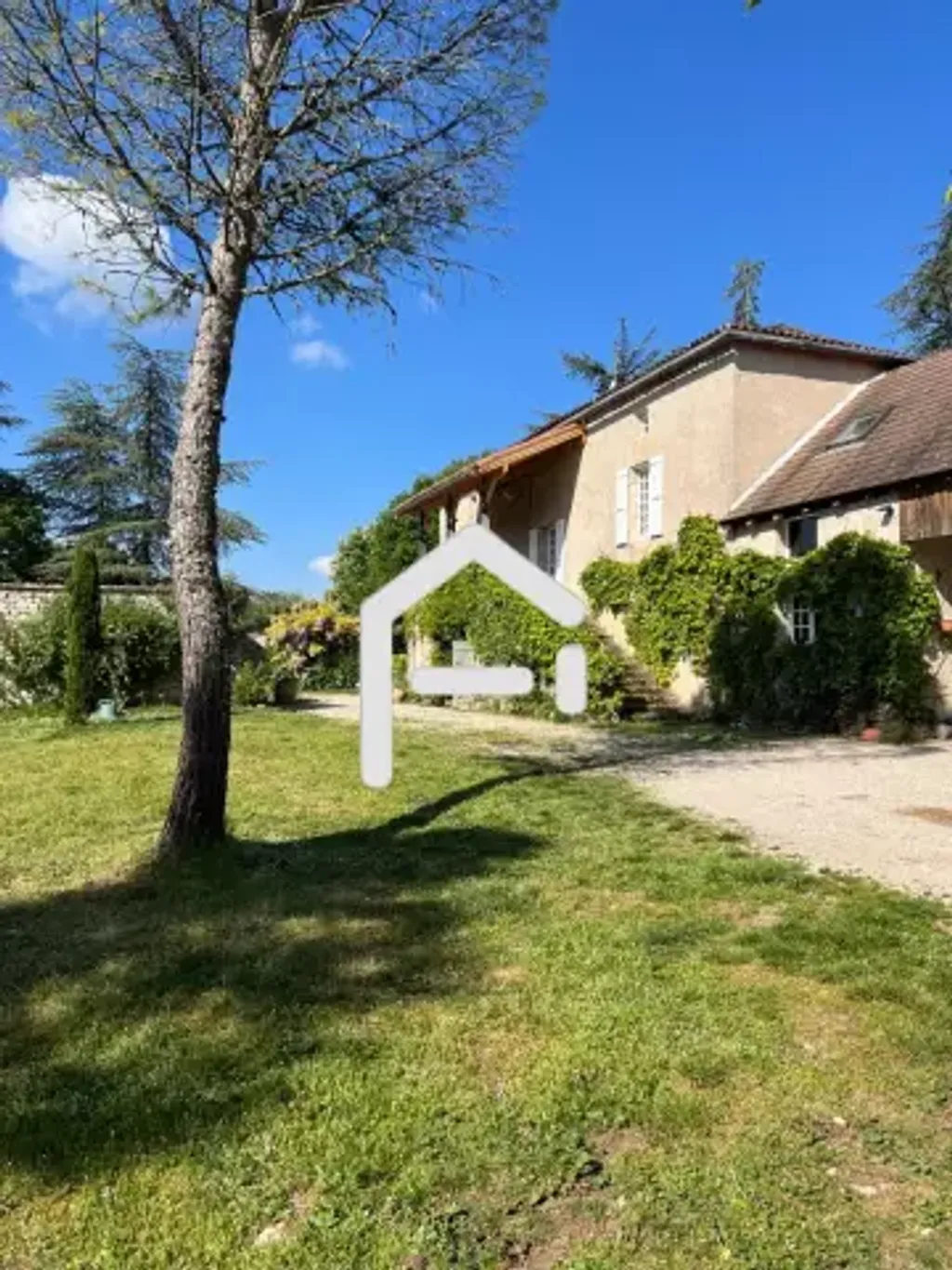 Achat maison à vendre 6 chambres 210 m² - Cahors