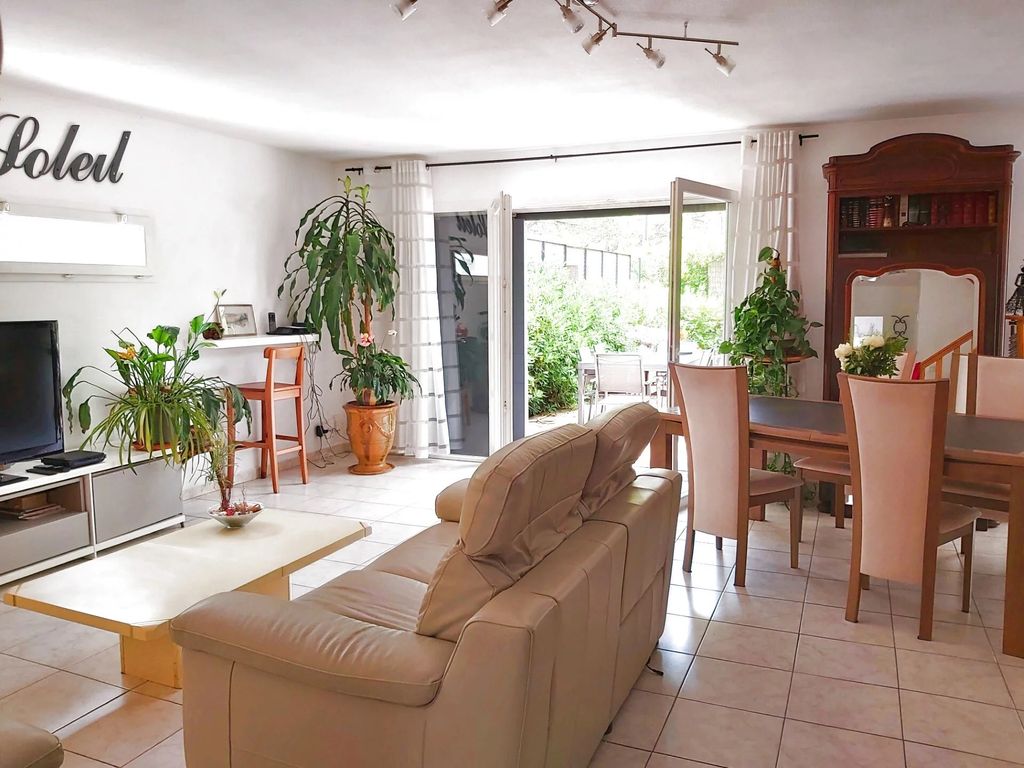 Achat maison à vendre 3 chambres 107 m² - Montpellier