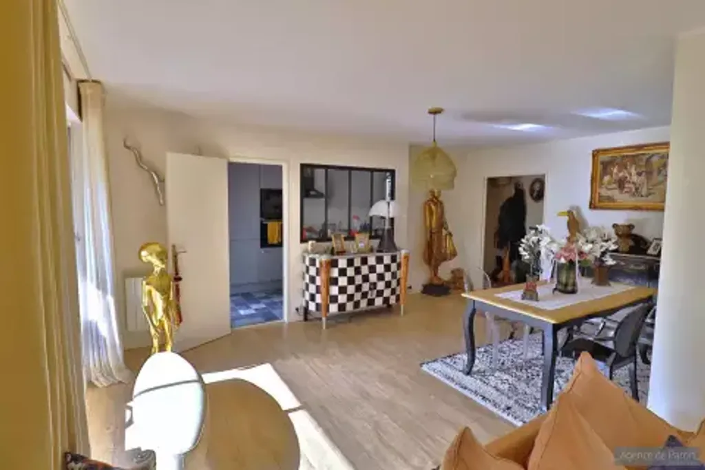 Achat appartement à vendre 4 pièces 84 m² - Verrières-le-Buisson