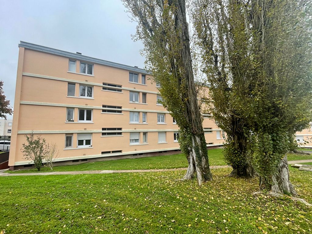 Achat appartement à vendre 4 pièces 76 m² - Sainte-Geneviève-des-Bois