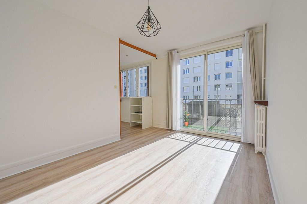 Achat appartement à vendre 2 pièces 32 m² - Paris 18ème arrondissement