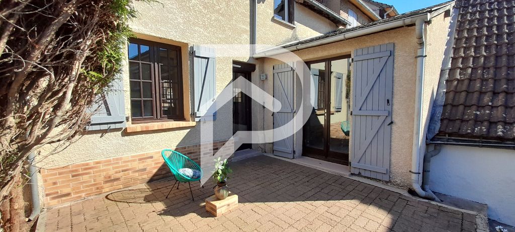 Achat maison à vendre 2 chambres 79 m² - Saint-Aubin-lès-Elbeuf