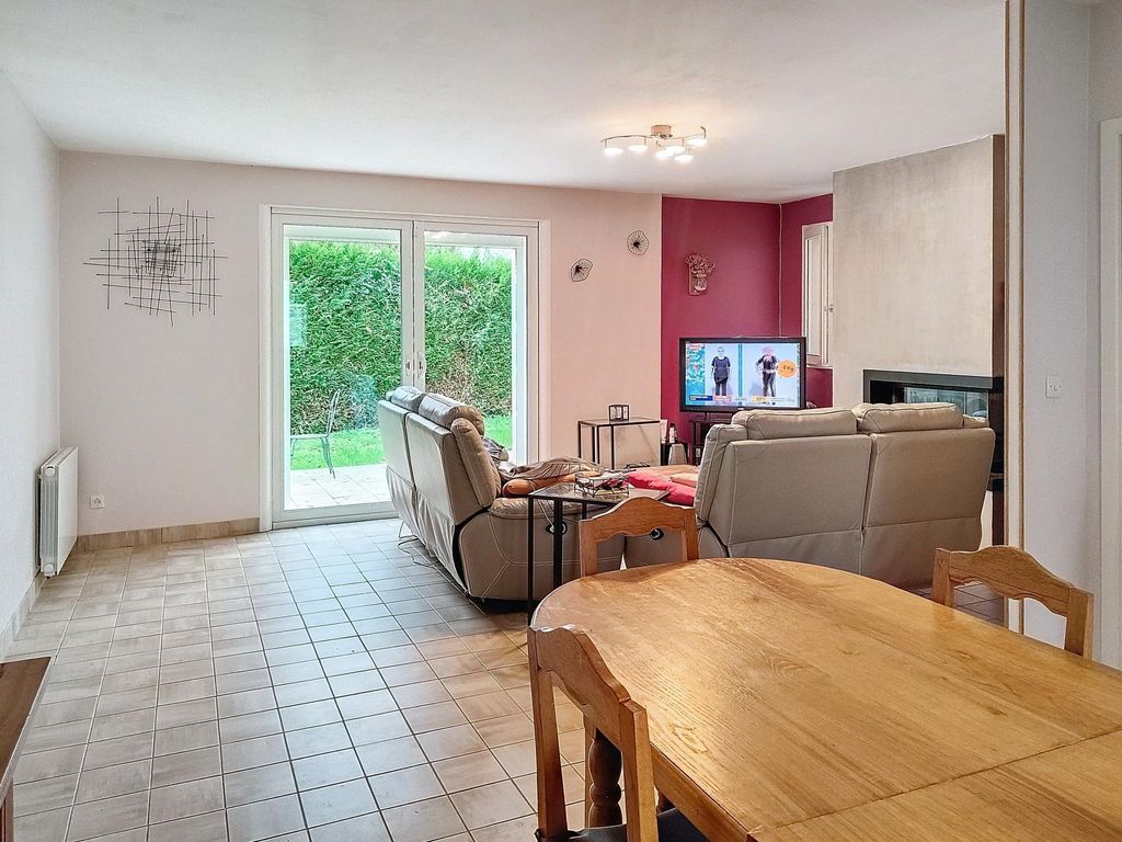 Achat maison à vendre 5 chambres 141 m² - Nointel