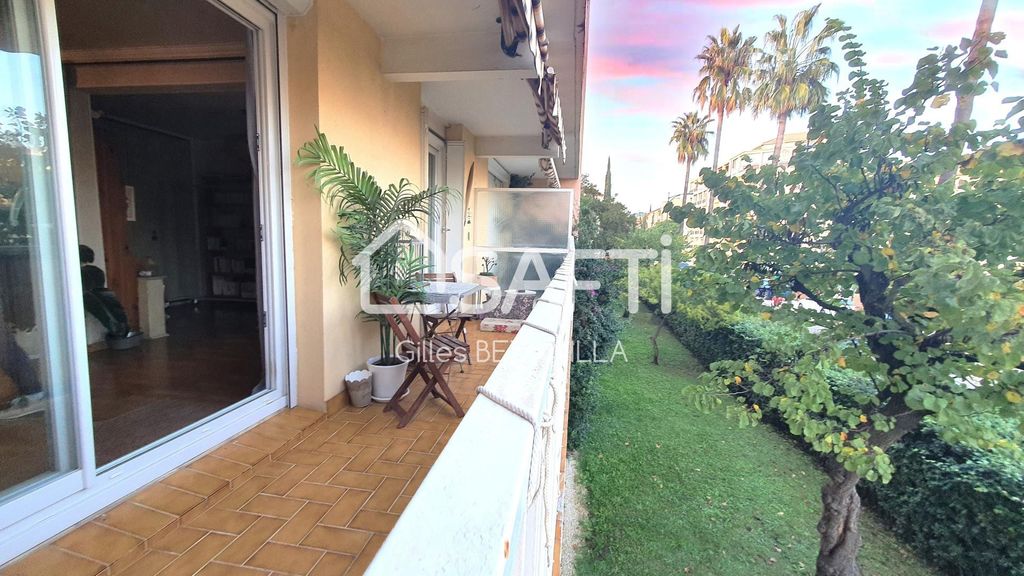 Achat appartement à vendre 4 pièces 78 m² - Hyères