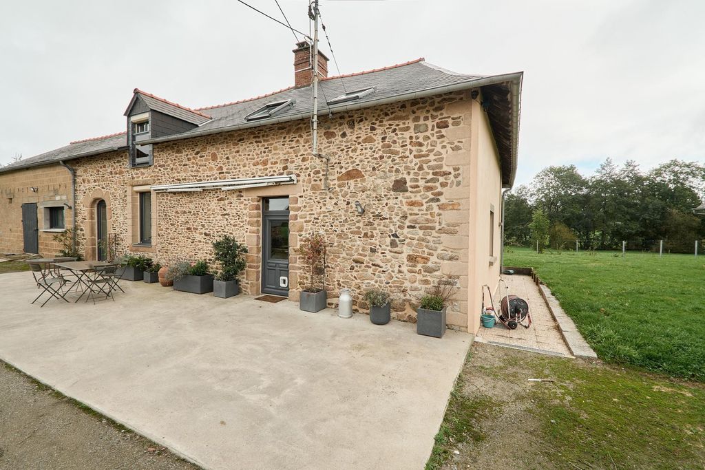 Achat maison à vendre 4 chambres 175 m² - La Guerche-de-Bretagne