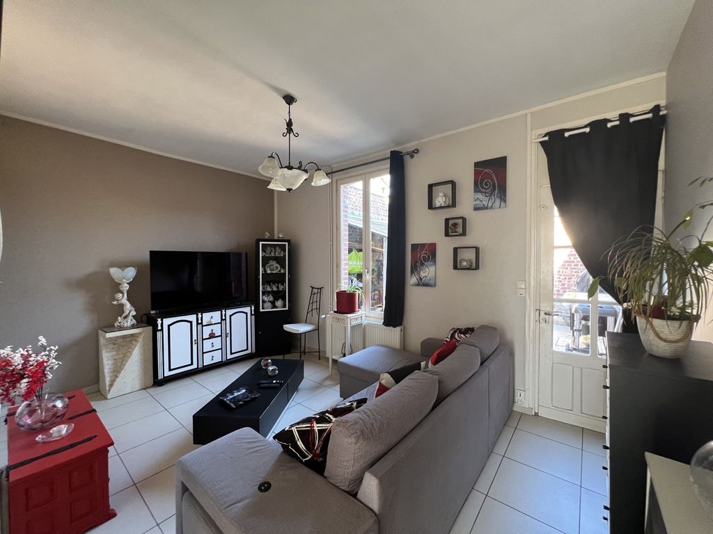 Achat maison à vendre 2 chambres 62 m² - Corbie