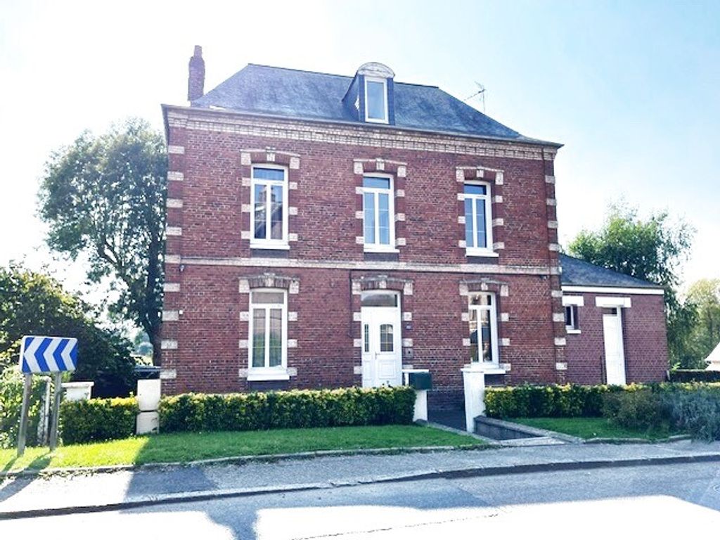 Achat maison à vendre 6 chambres 154 m² - Foucarmont