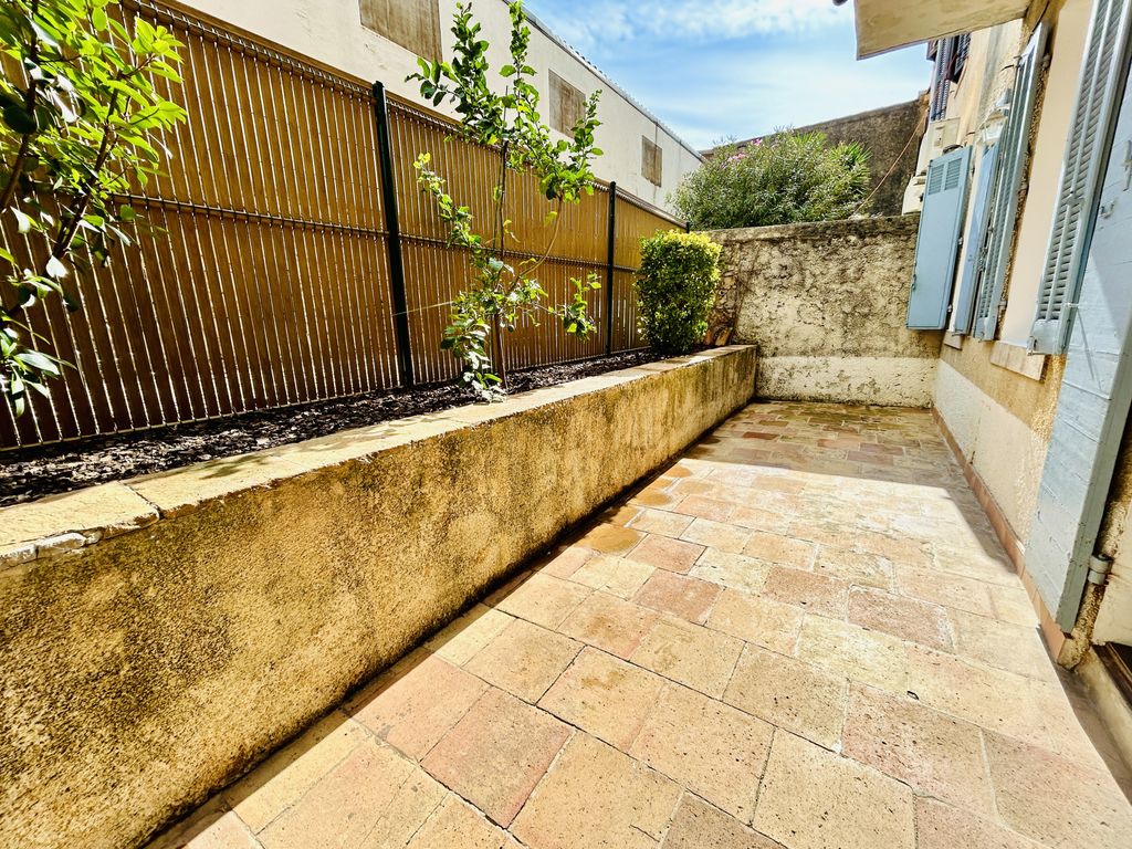 Achat appartement à vendre 3 pièces 68 m² - Toulon