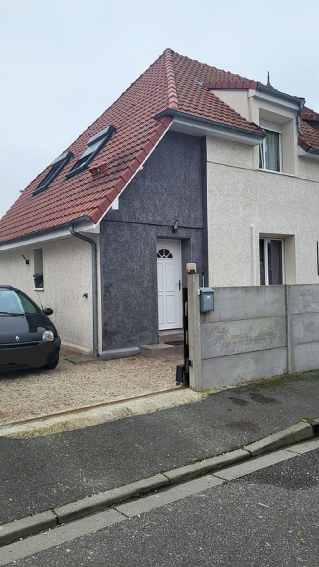 Achat maison à vendre 3 chambres 84 m² - Rouxmesnil-Bouteilles