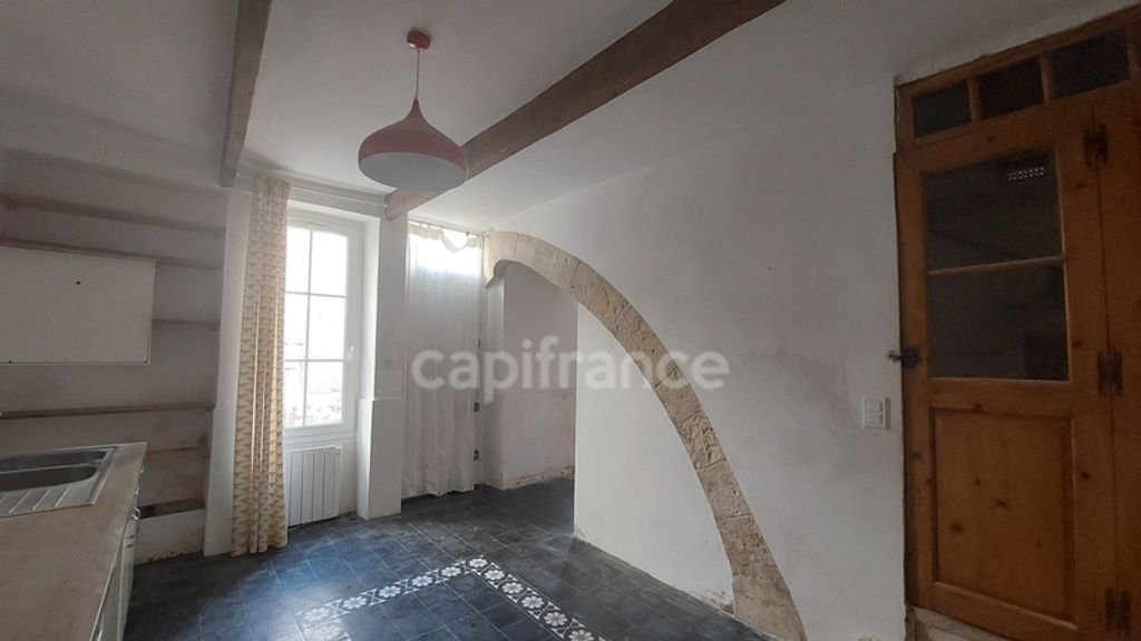 Achat maison à vendre 3 chambres 84 m² - Vallabrègues