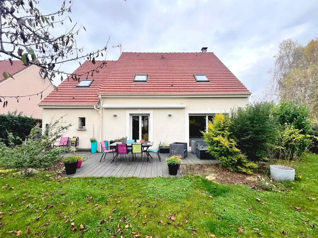 Achat maison à vendre 4 chambres 165 m² - Tournan-en-Brie