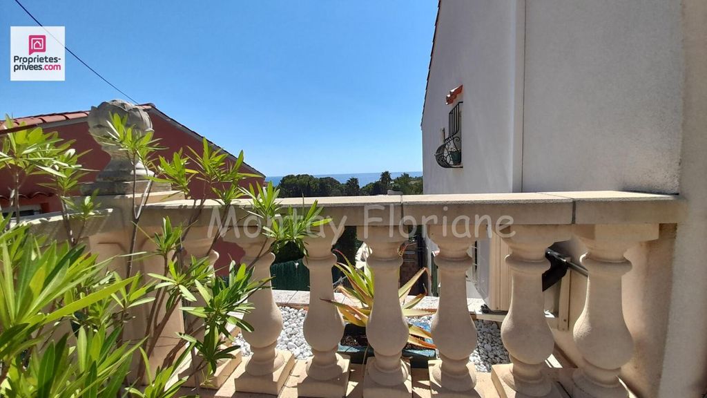 Achat maison à vendre 2 chambres 87 m² - Roquebrune-sur-Argens