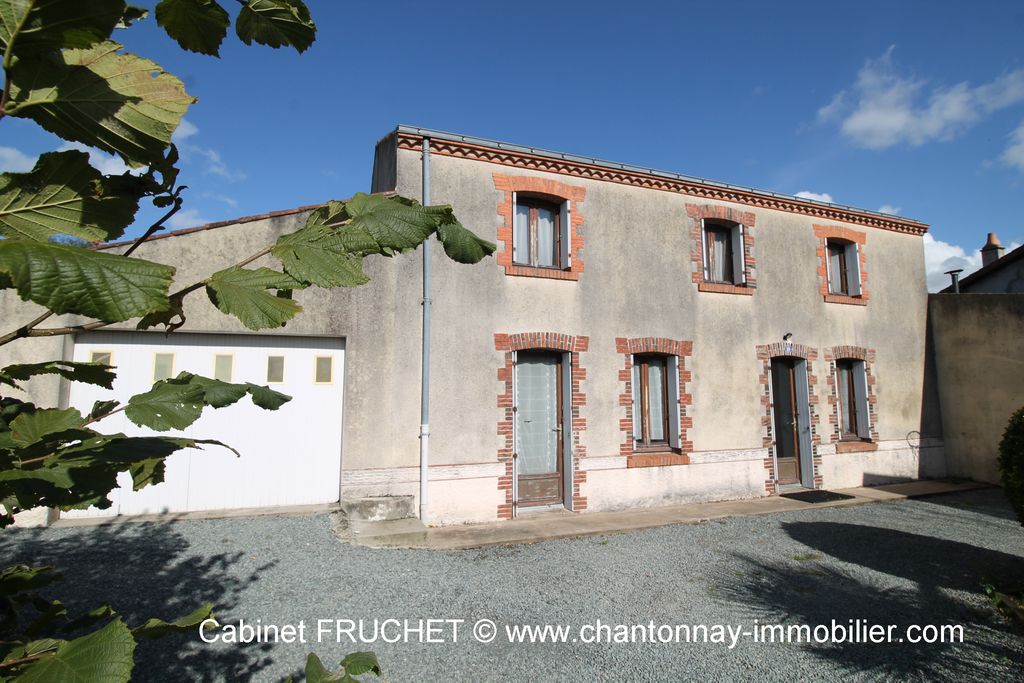 Achat maison à vendre 3 chambres 132 m² - Chantonnay