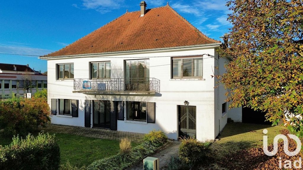 Achat maison à vendre 6 chambres 240 m² - Diebling