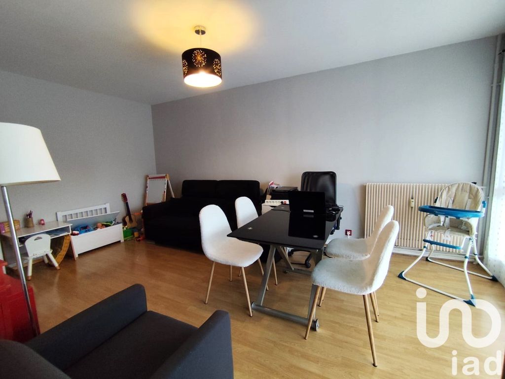 Achat appartement à vendre 2 pièces 39 m² - Luisant