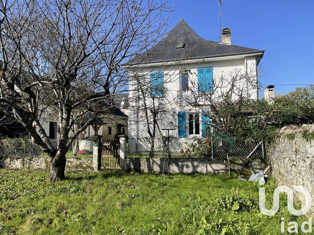 Achat maison à vendre 3 chambres 193 m² - Louvie-Juzon