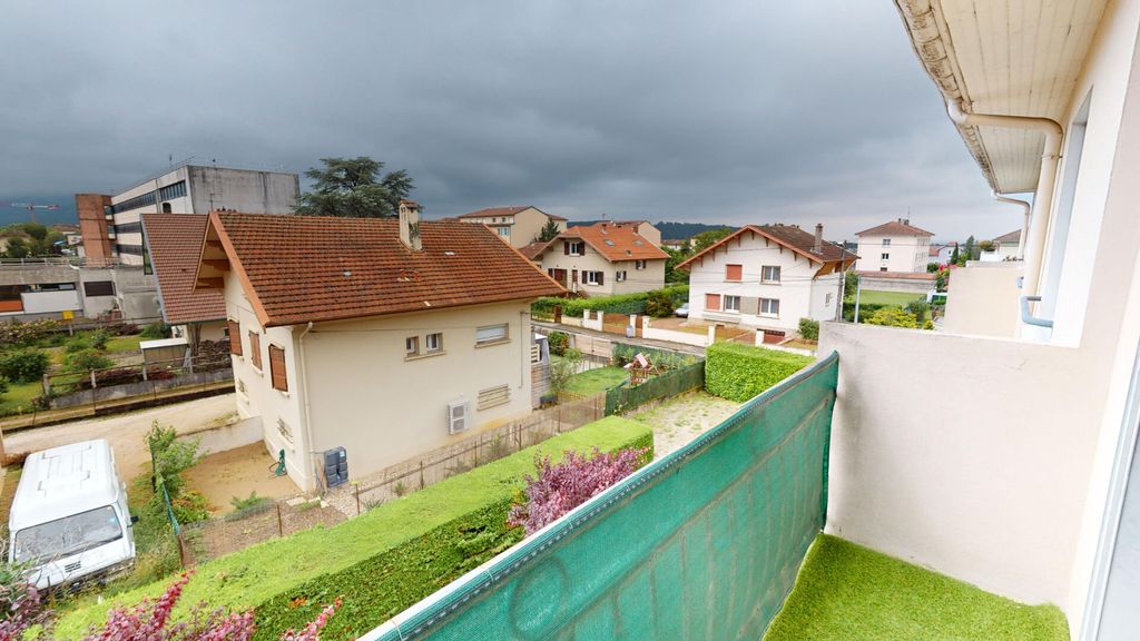 Achat appartement à vendre 3 pièces 76 m² - Ambérieu-en-Bugey