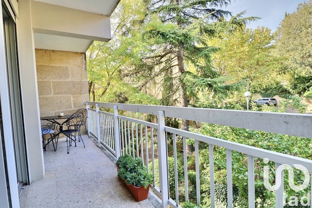 Achat appartement à vendre 5 pièces 94 m² - Aix-en-Provence